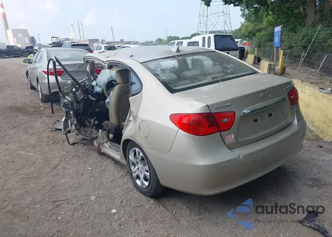 2010 Hyundai Elantra Gls z USA, uszkodzony, nr VIN KMHDU4AD3AU973992